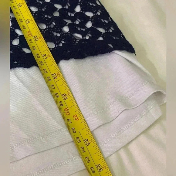 RUBY  Rd women eyelet long sleeve lined navy top - Picture 6 of 8